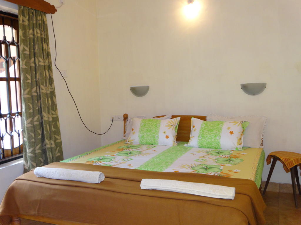 Pinto Guest House Candolim Pokój zdjęcie