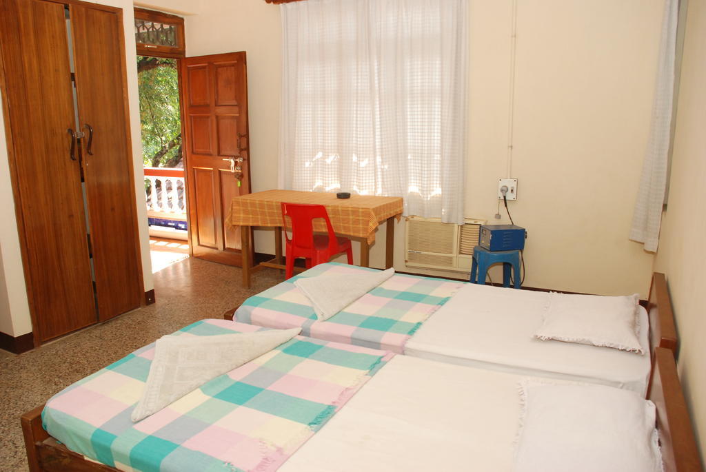 Pinto Guest House Candolim Pokój zdjęcie