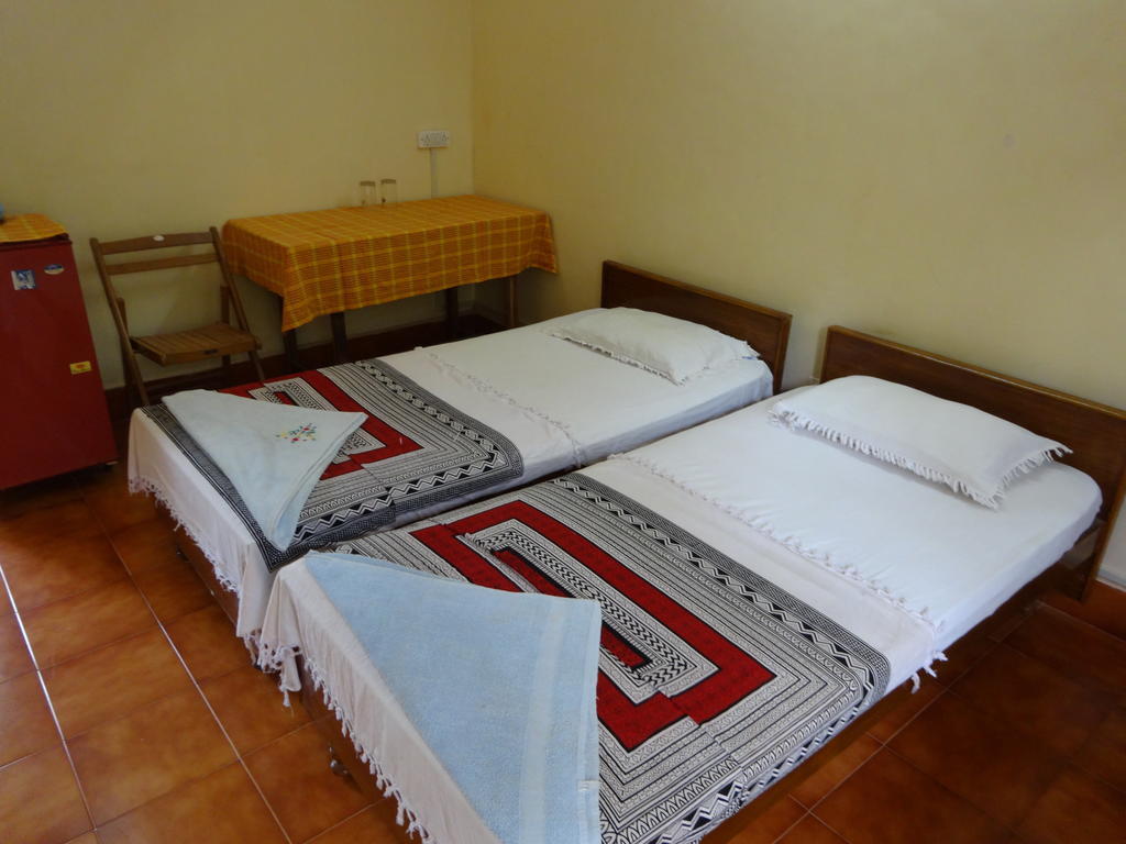 Pinto Guest House Candolim Pokój zdjęcie